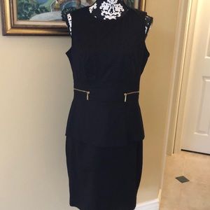 ⌚️Calvin Klein Sophisticated Peplum Gold Zippered sleeveless cotton sheath dress